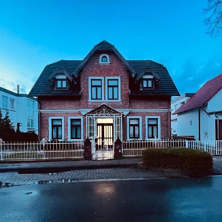 Leben & Wohnen In Einer Historischen Villa Бад-Эйнхаузен Экстерьер фото